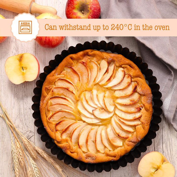 Quiche Tin Lifestyle Image with Apple Pie